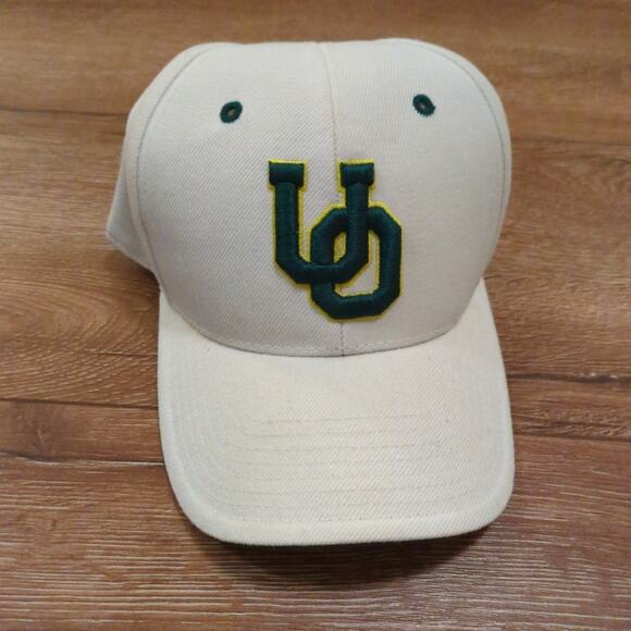 VTG Colosseum Oregon Ducks Hat UO University of Oregon Wool Blend Green White - Picture 1 of 4